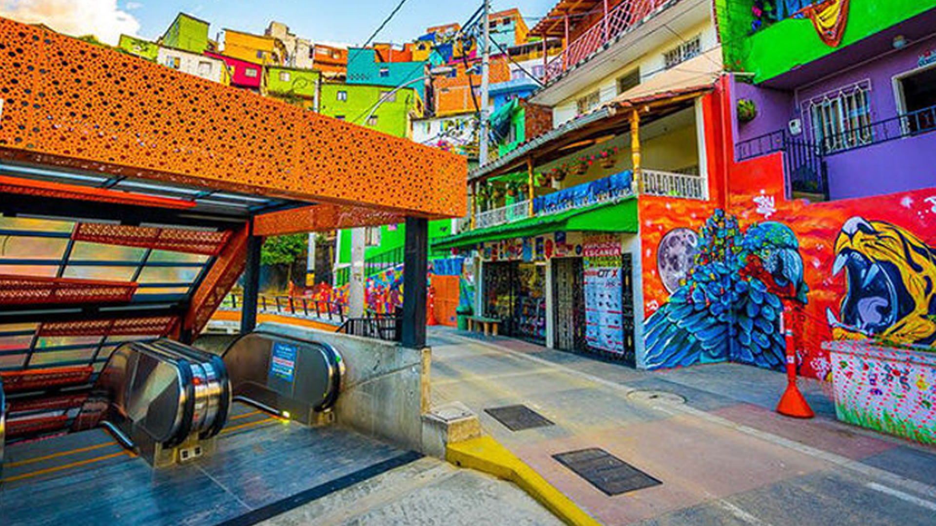 Tours Comuna 13 